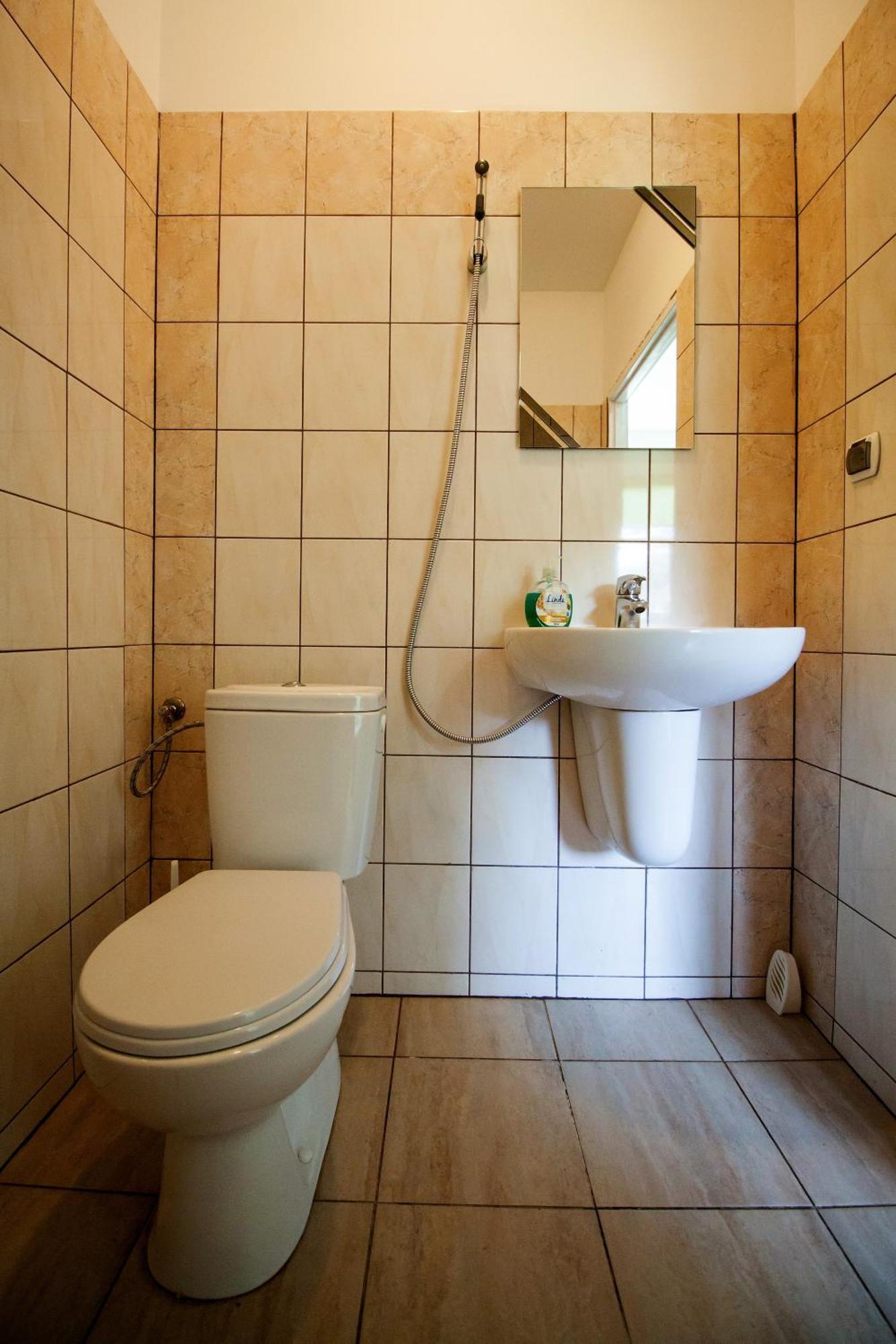 Kremenaros Hostel Ustrzyki Gorne Ruang foto